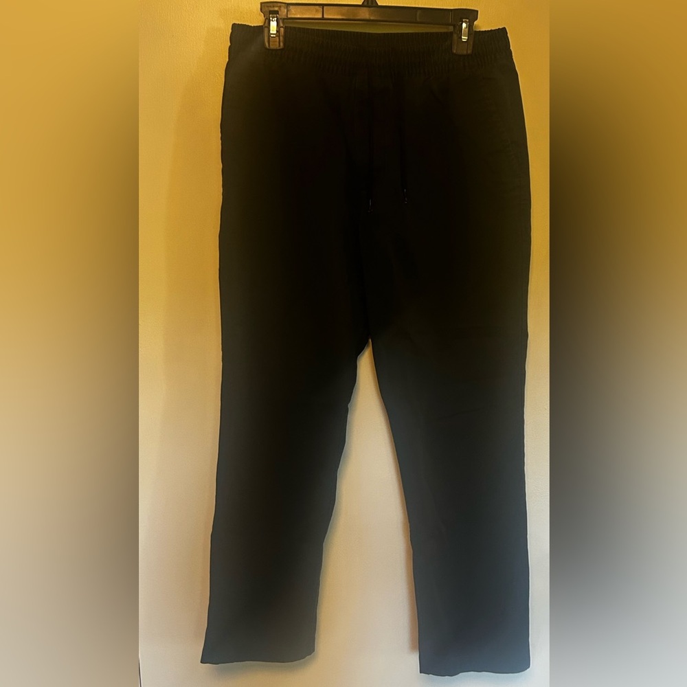 Nike Men's Navy chinos Athletic wear Gorpcore
